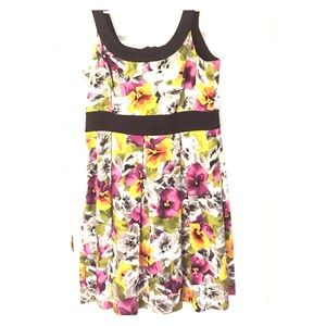 Donna Ricco knee length floral sundress.